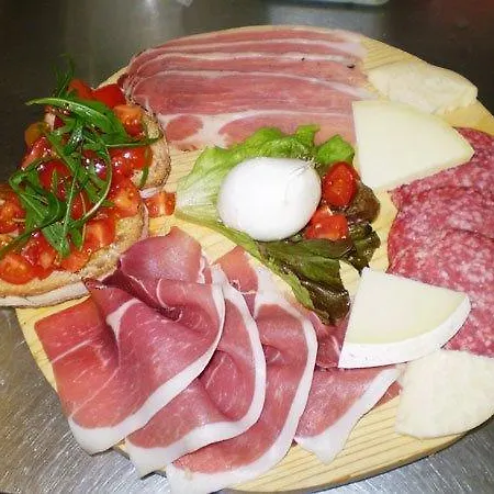 Hotel Polo Della Ceramica 4*